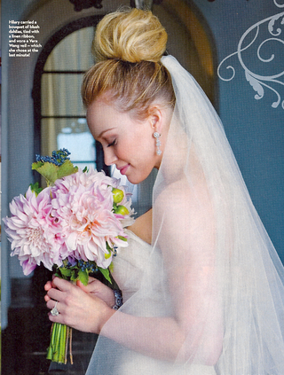 Illustration for article titled This Week In Tabloids: Hilary Duff Lets A Tabloid Crash Her Wedding